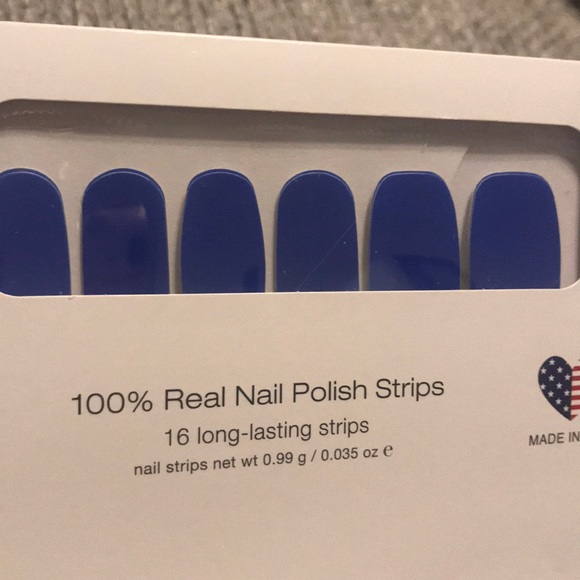 Color Street Greeking Out - Picture 5 of 7